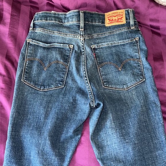 Levi’s - Picture 4 of 4